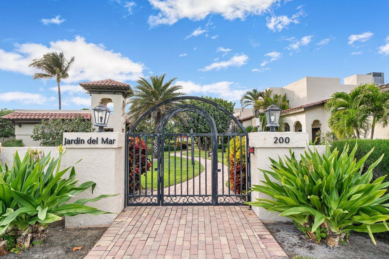200 S Ocean Boulevard A-105