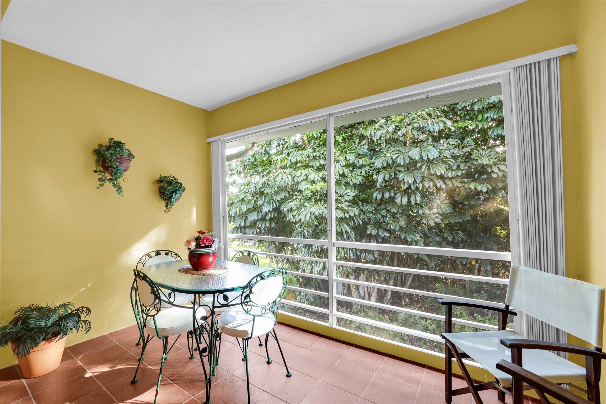 2360 SW 22nd Avenue 402