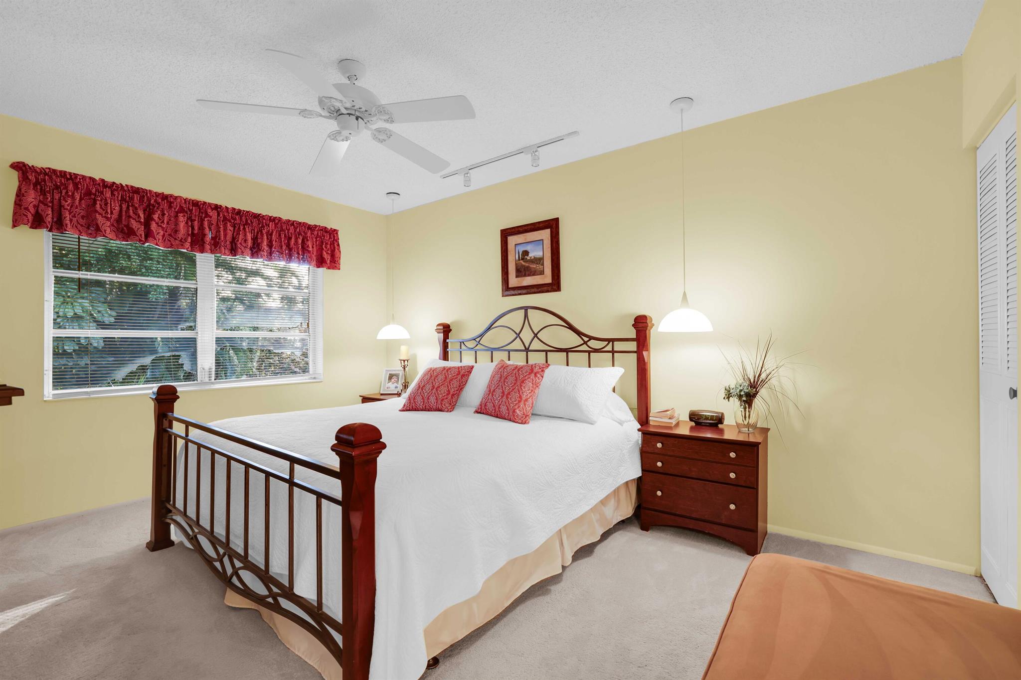 2360 SW 22nd Avenue 402