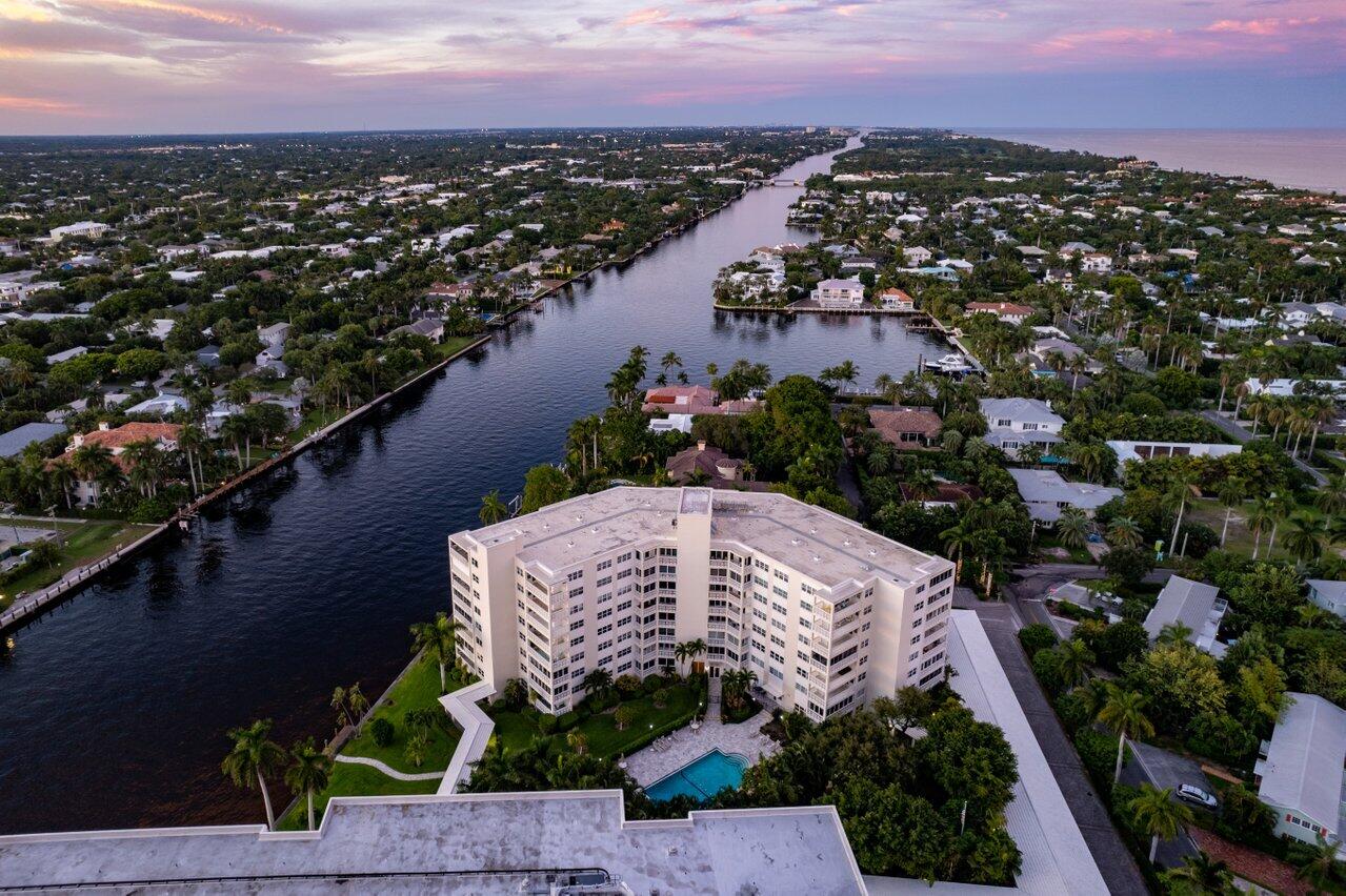 1000 Lowry Street 2b