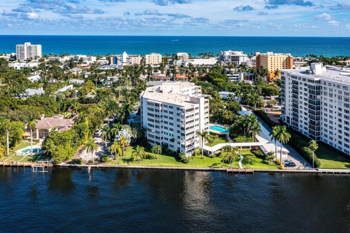 1000 Lowry Street 2b