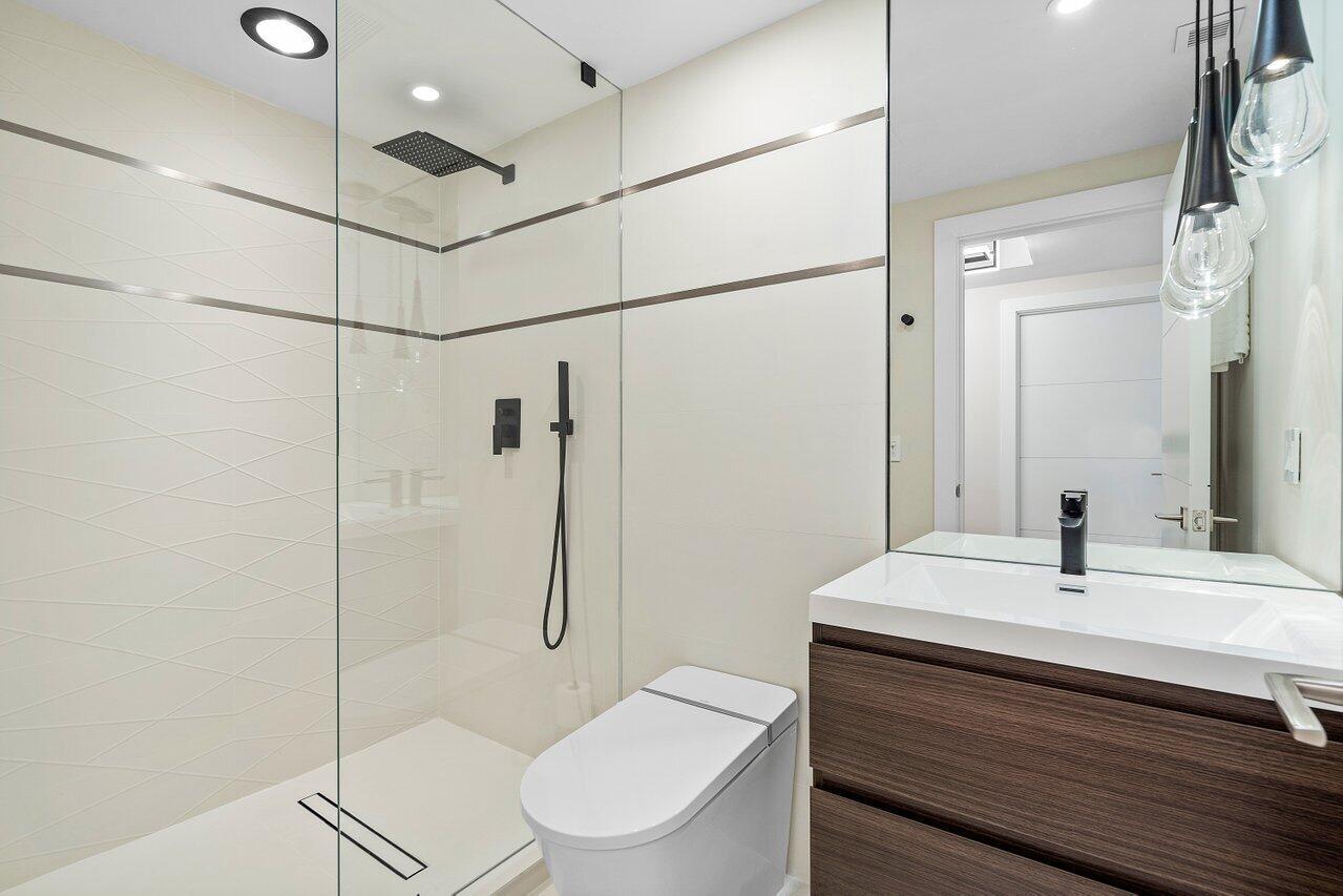 100 Macfarlane Drive 2a