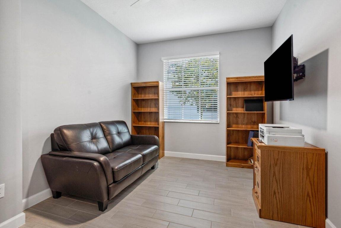 14582 Three Ponds Trail