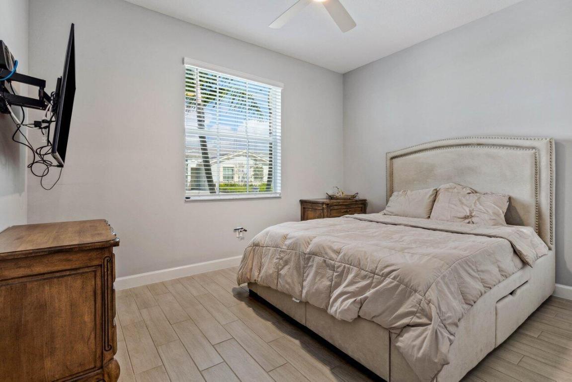 14582 Three Ponds Trail