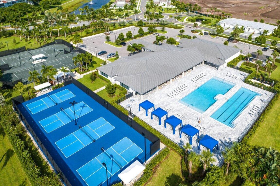 14582 Three Ponds Trail