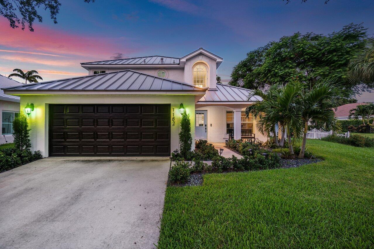 1182 Canoe Point