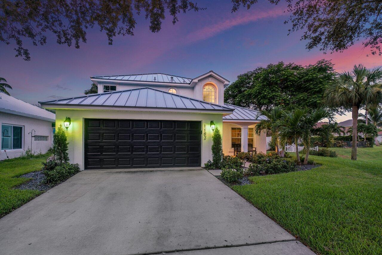 1182 Canoe Point