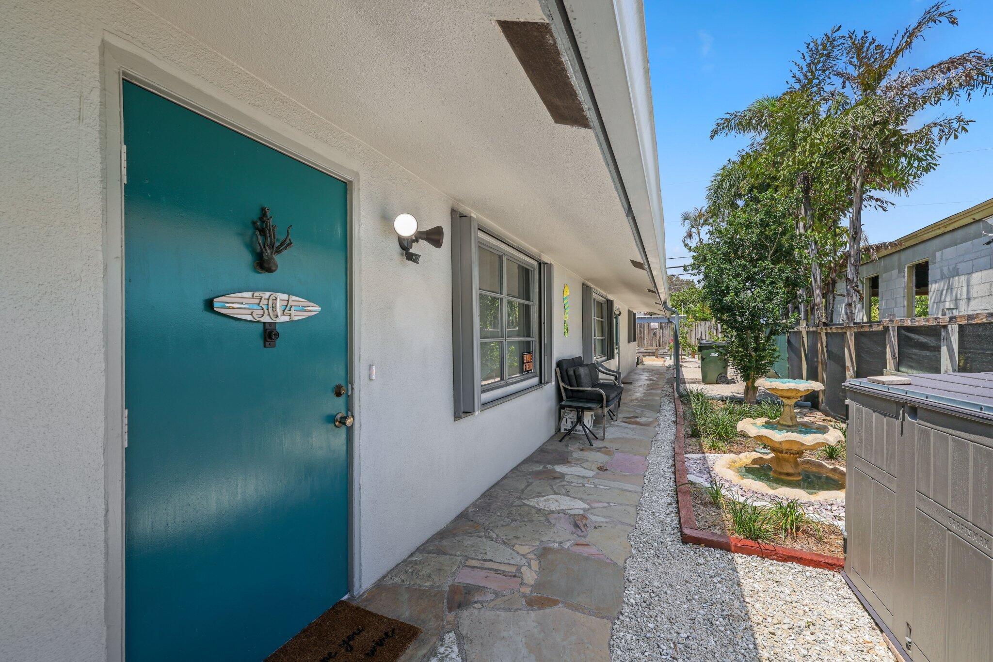 306 NE 1st Avenue