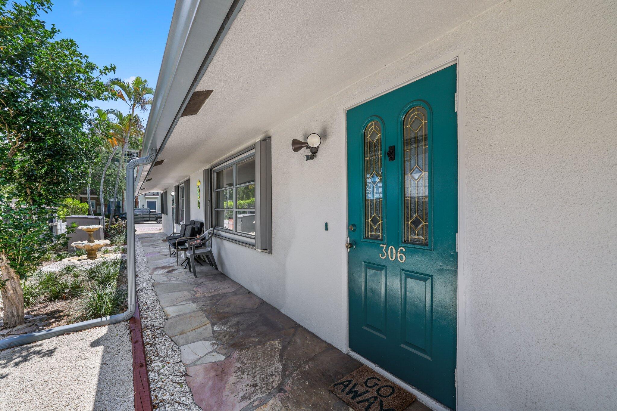 306 NE 1st Avenue