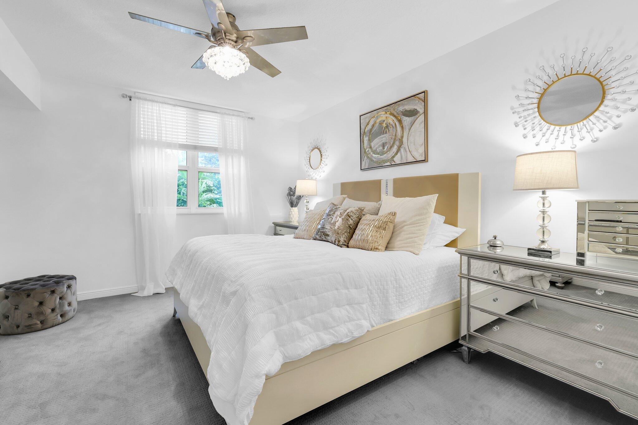 350 N Federal Highway 505