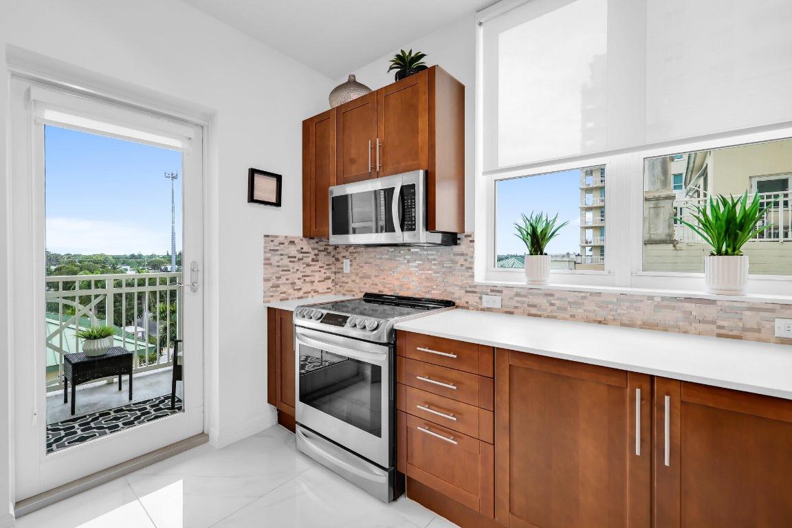 350 N Federal Highway 505