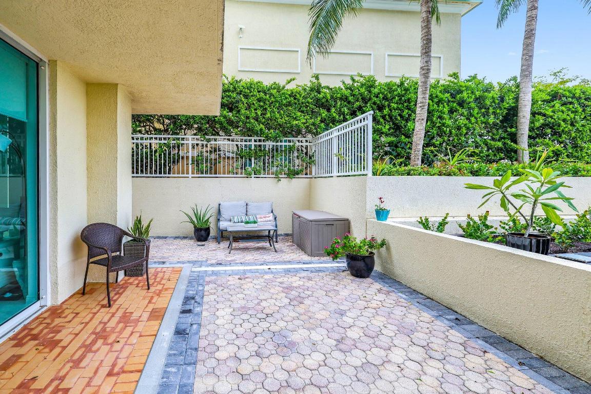 350 N Federal Highway 505