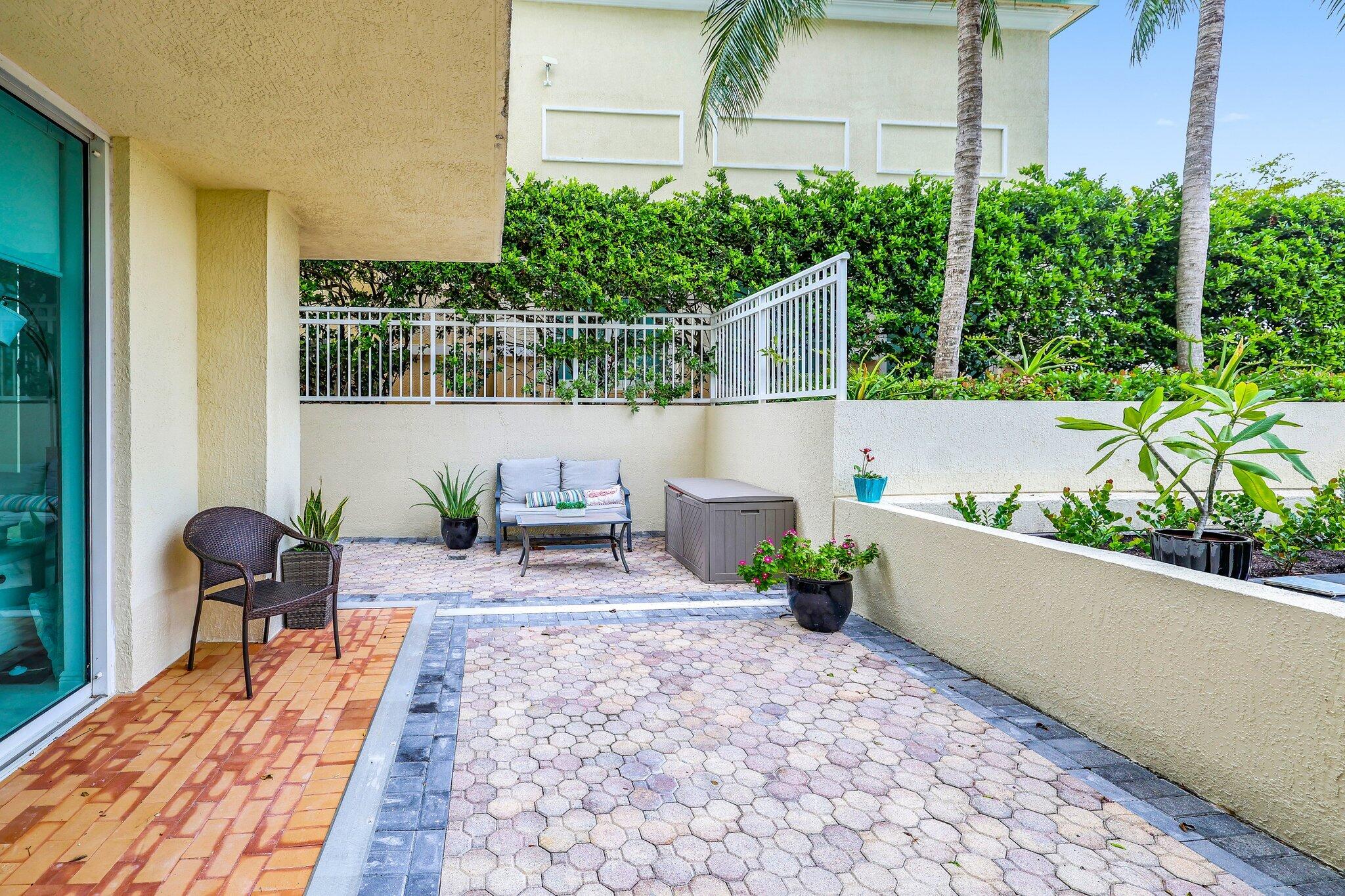 350 N Federal Highway 505