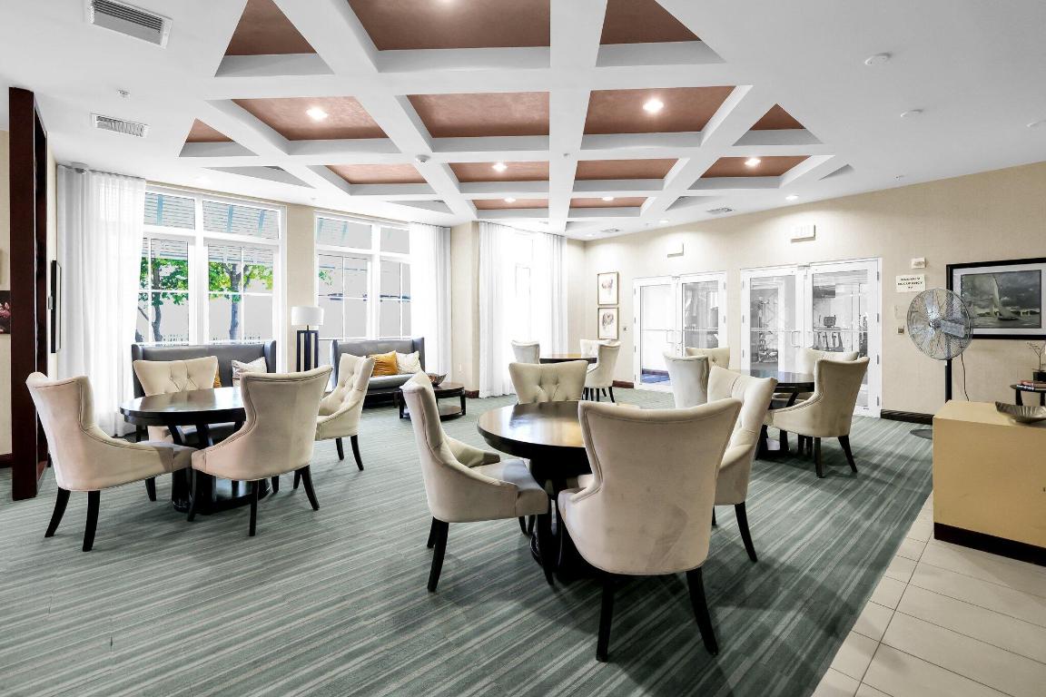 350 N Federal Highway 505