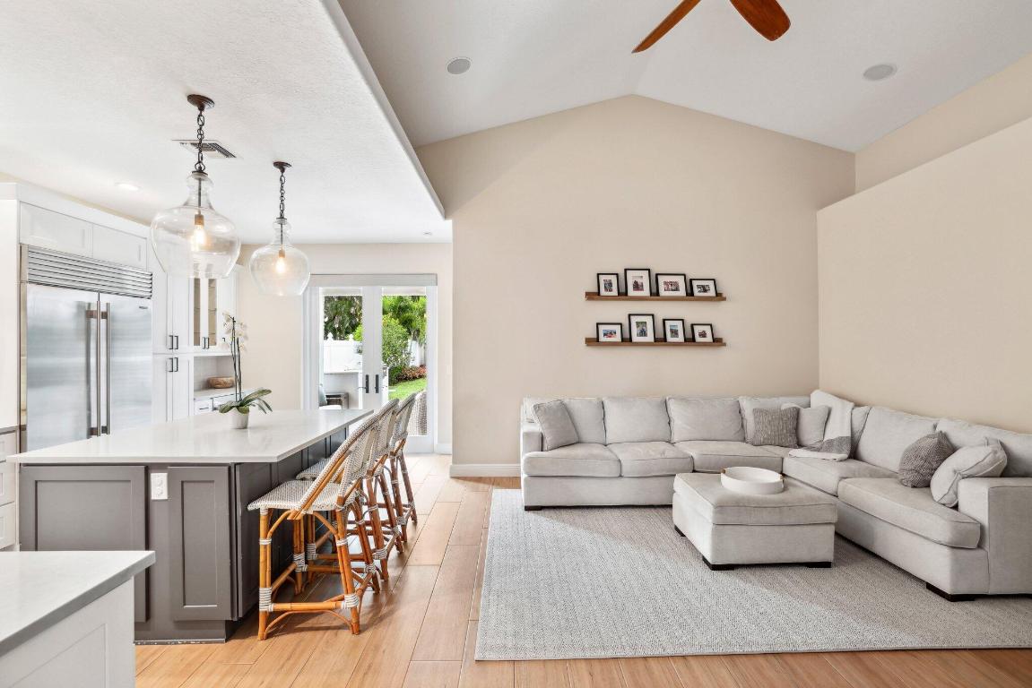 1050 Delray Lakes Drive