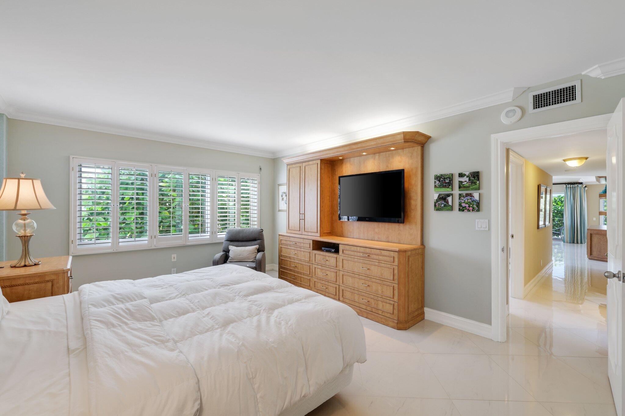 86 Macfarlane Drive 2j