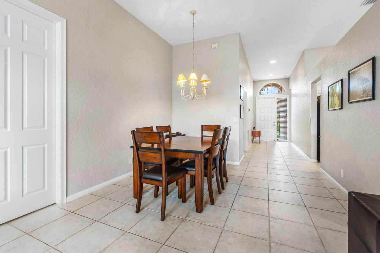 5359 Ventura Drive