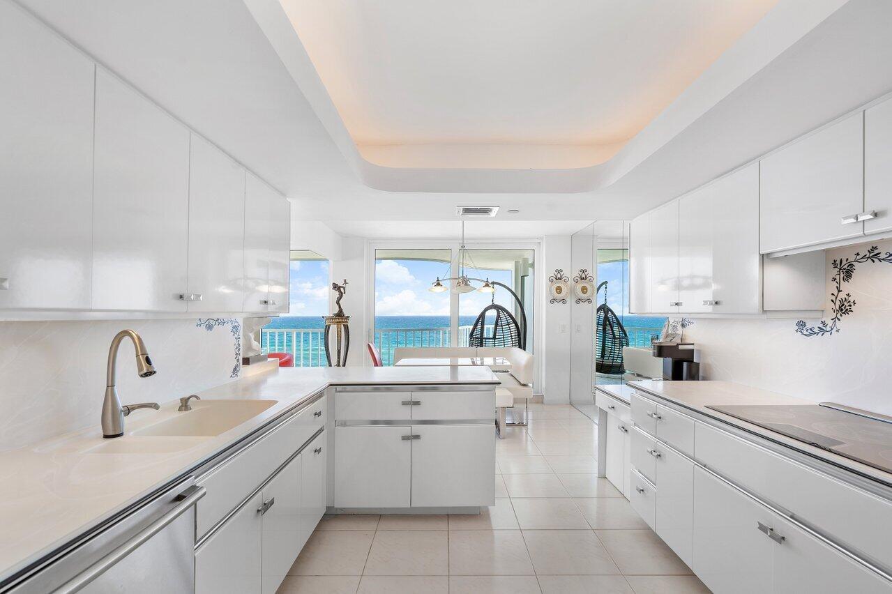 3211 S Ocean Boulevard 802