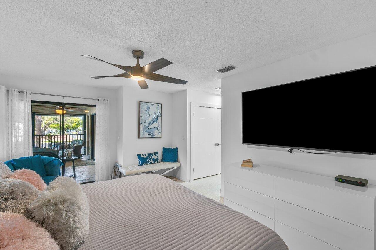 50 Pelican Pointe Drive 2050