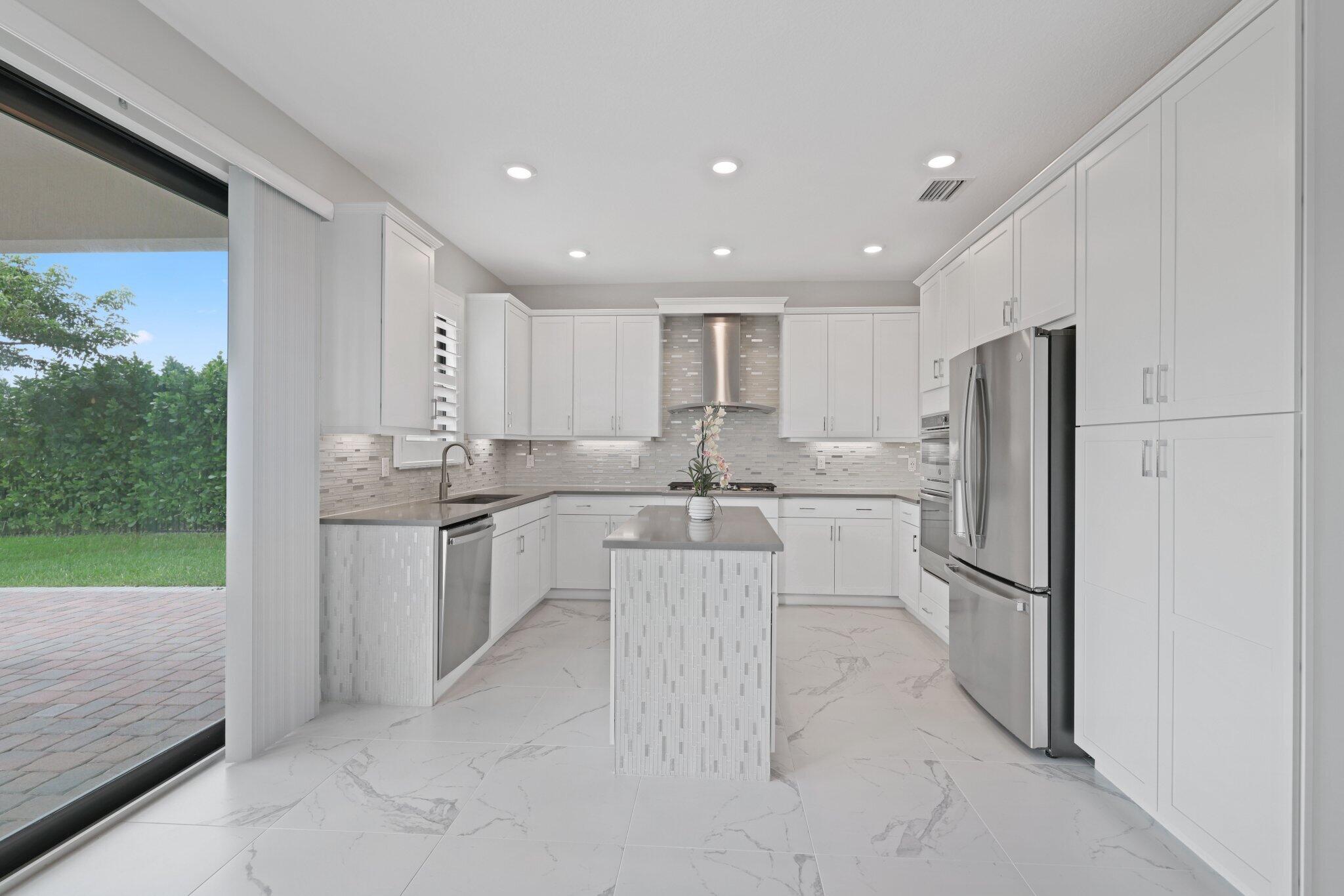 8851 Grand Prix Lane