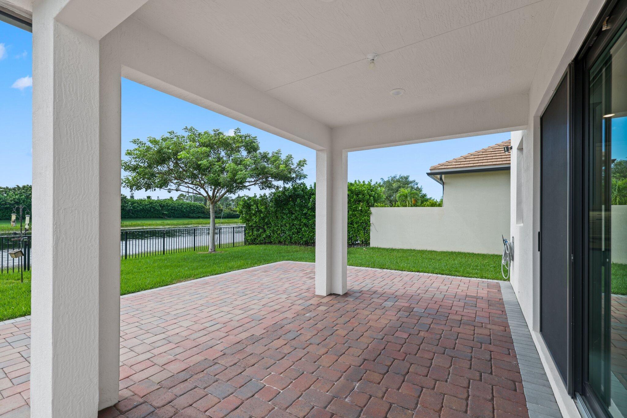 8851 Grand Prix Lane