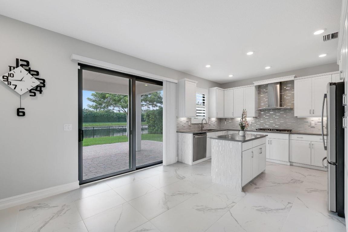 8851 Grand Prix Lane