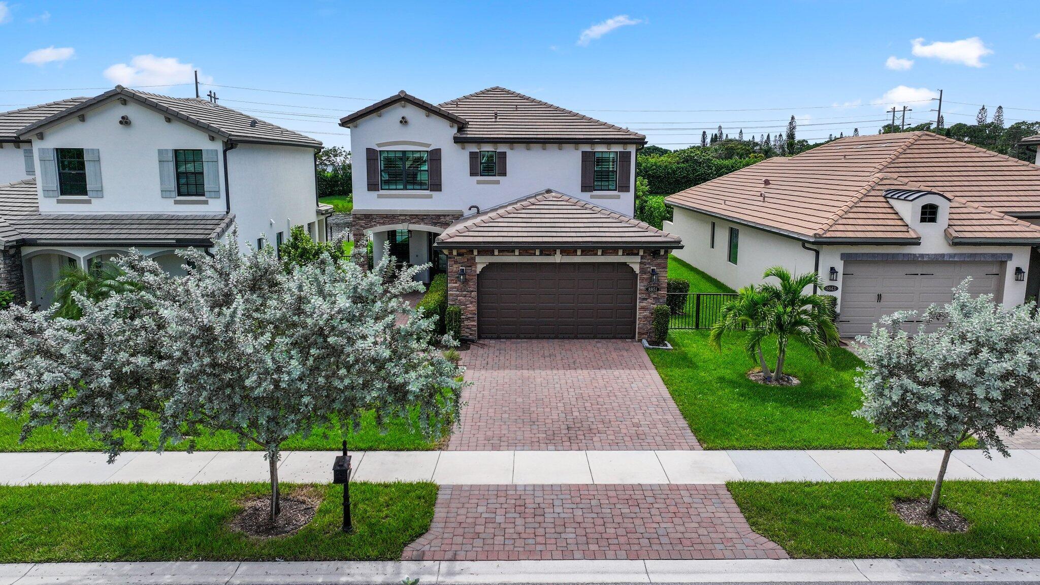 8851 Grand Prix Lane