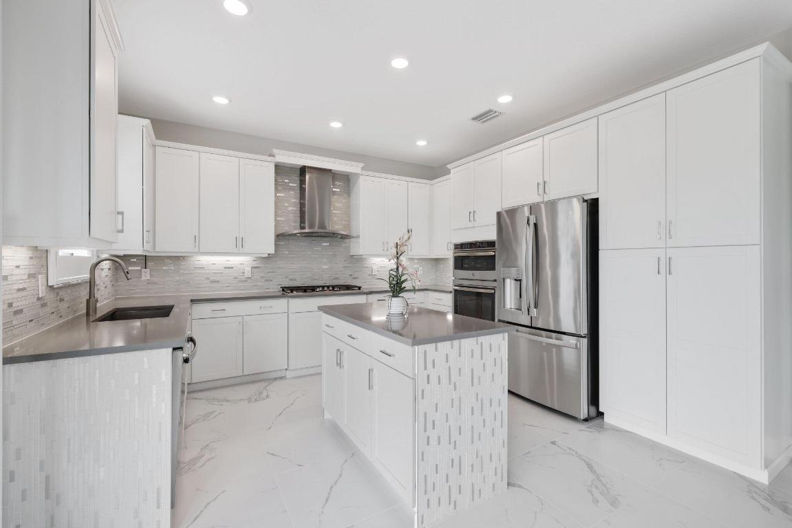 8851 Grand Prix Lane