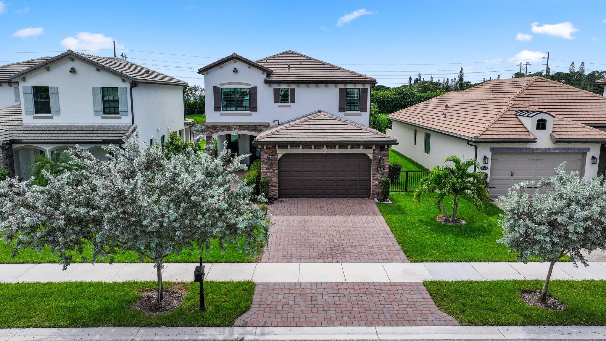 8851 Grand Prix Lane