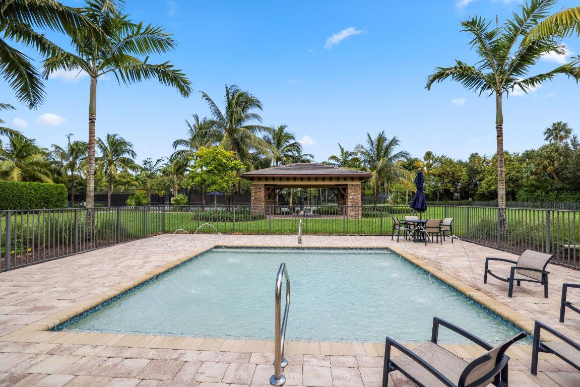 8851 Grand Prix Lane