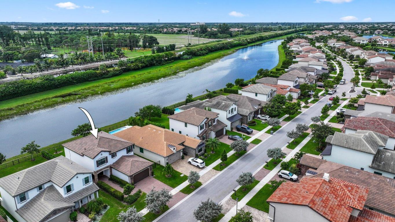 8851 Grand Prix Lane