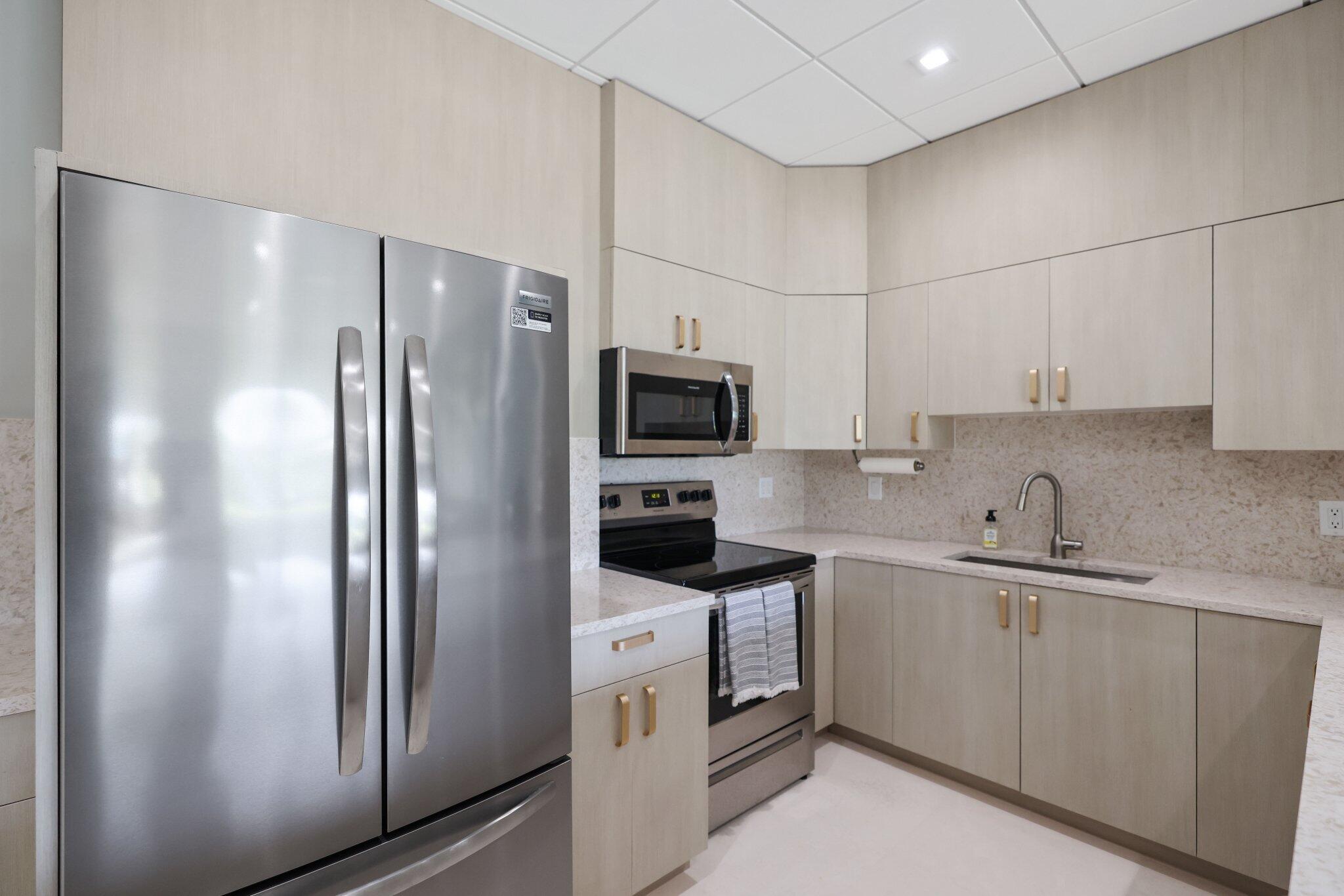 86 Macfarlane Drive Penthouse C