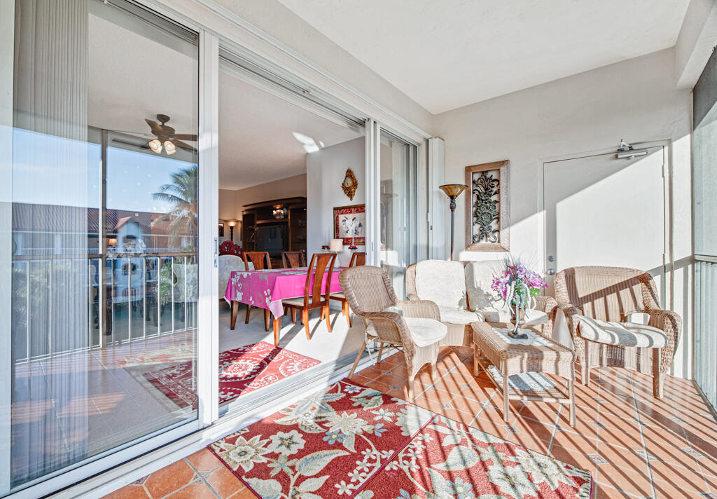 109 Half Moon Circle D3