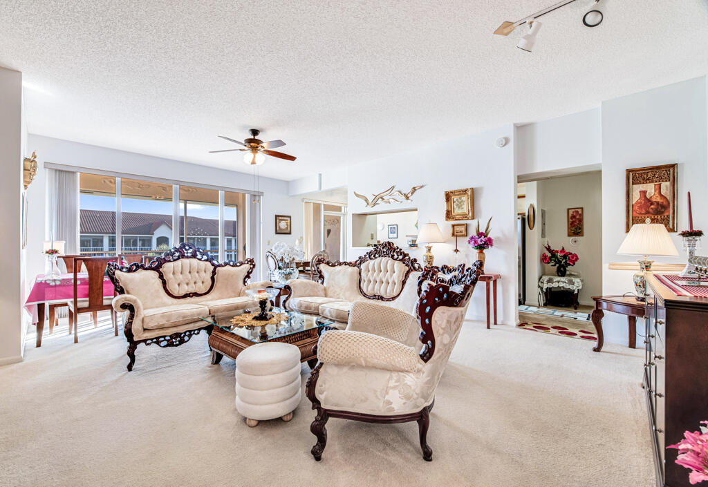109 Half Moon Circle D3