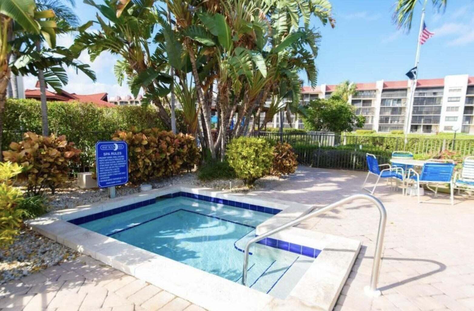 109 Half Moon Circle D3