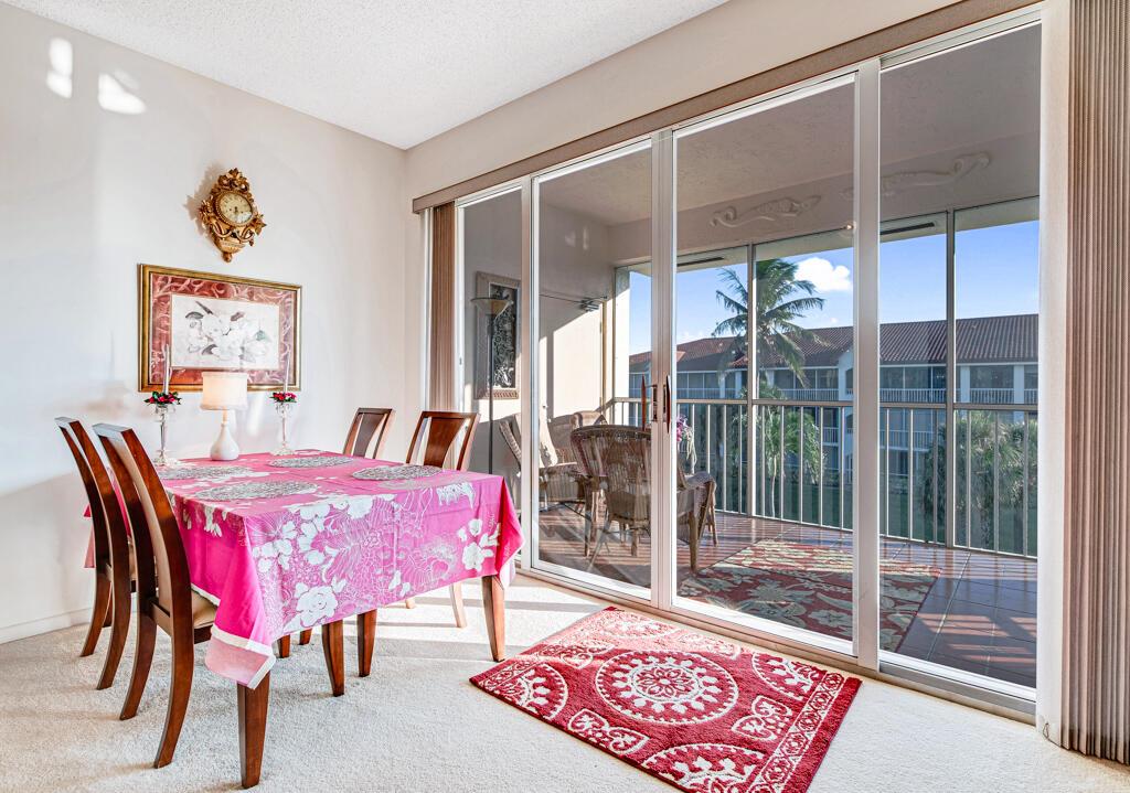 109 Half Moon Circle D3