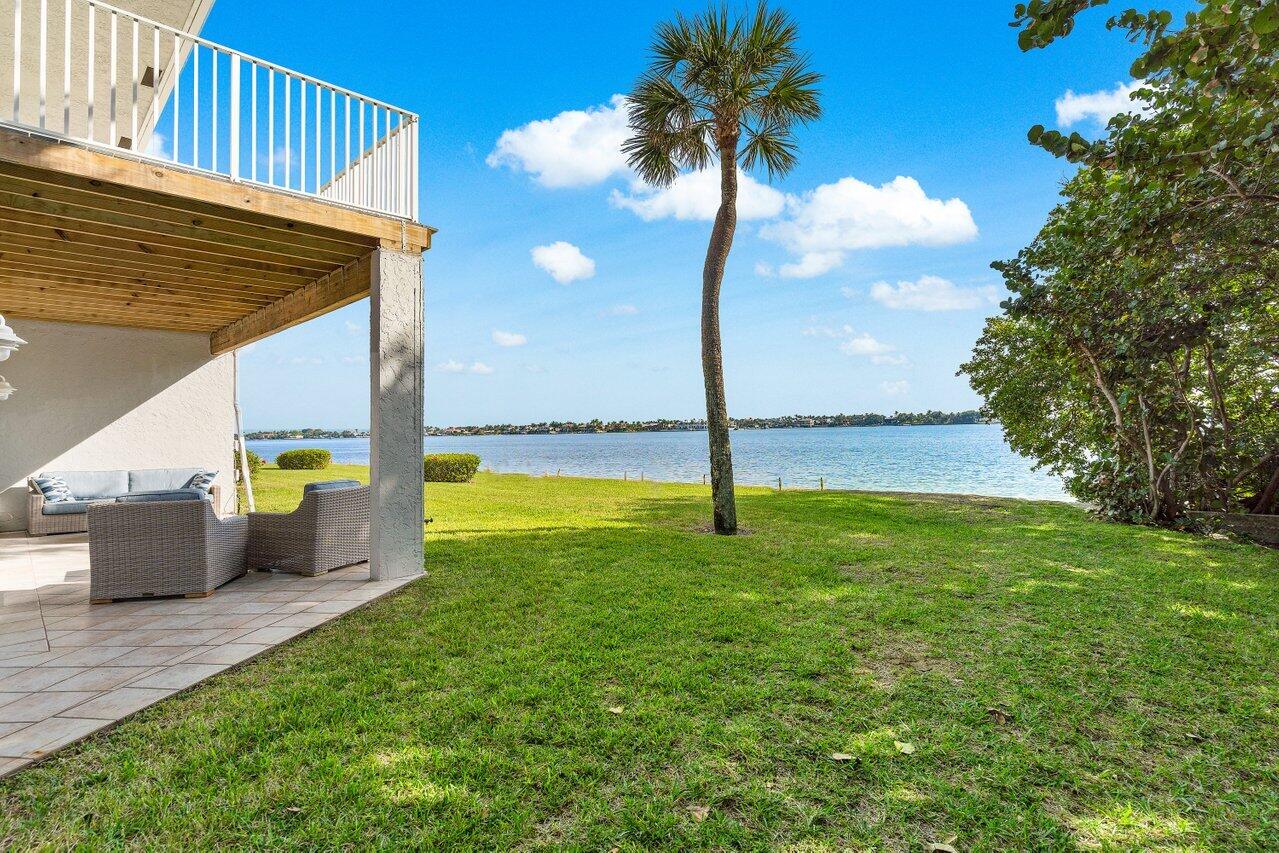 31 S Lakeshore Drive