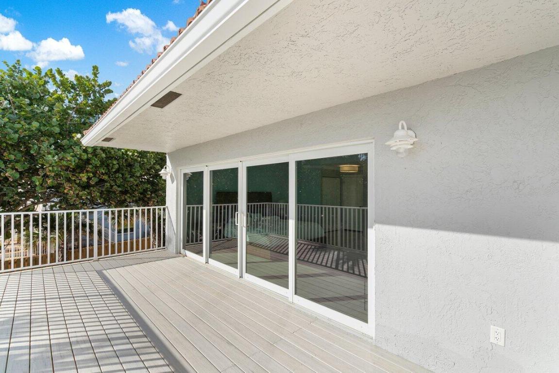 31 S Lakeshore Drive