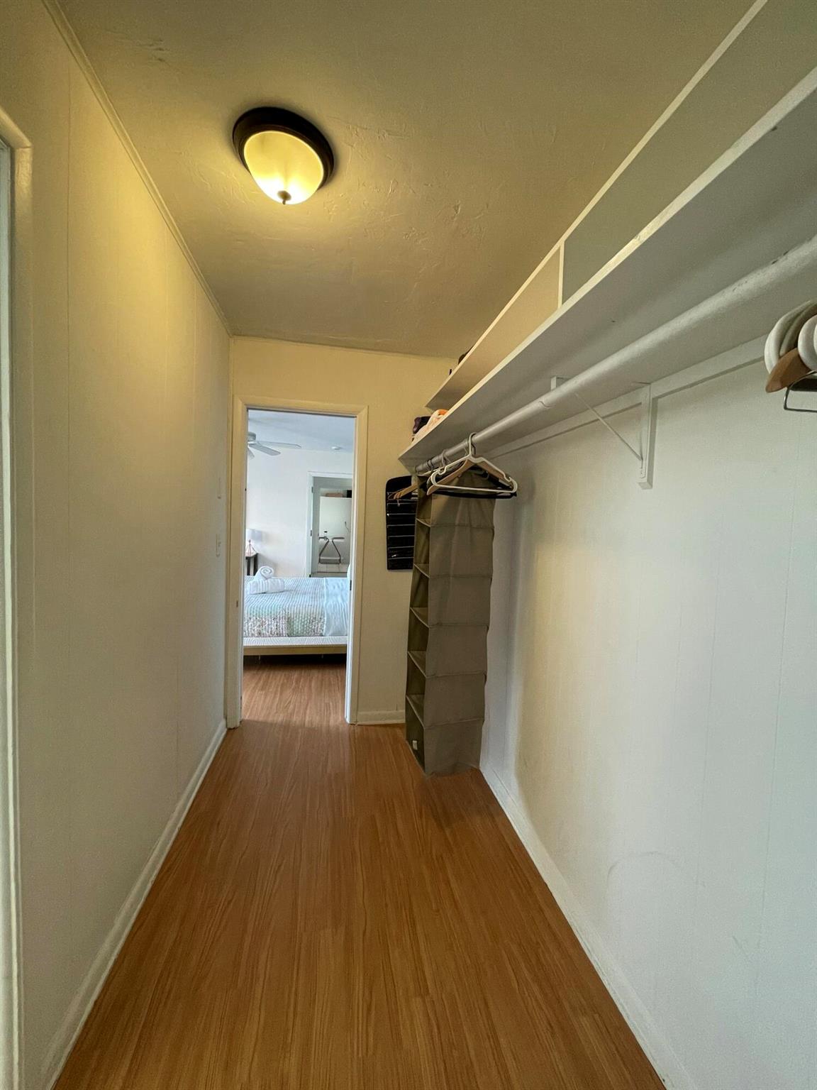 233 SE 4th Avenue