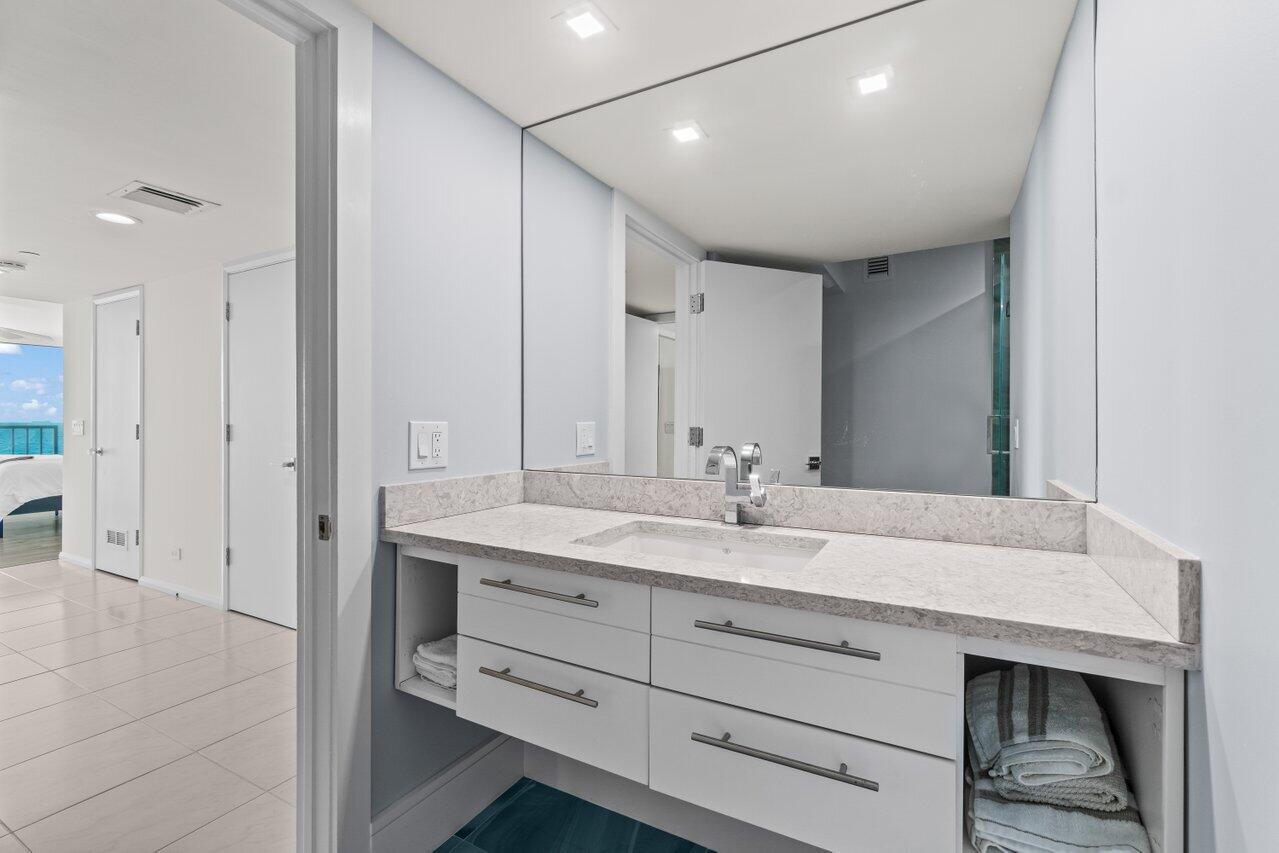 3211 S Ocean Boulevard 802