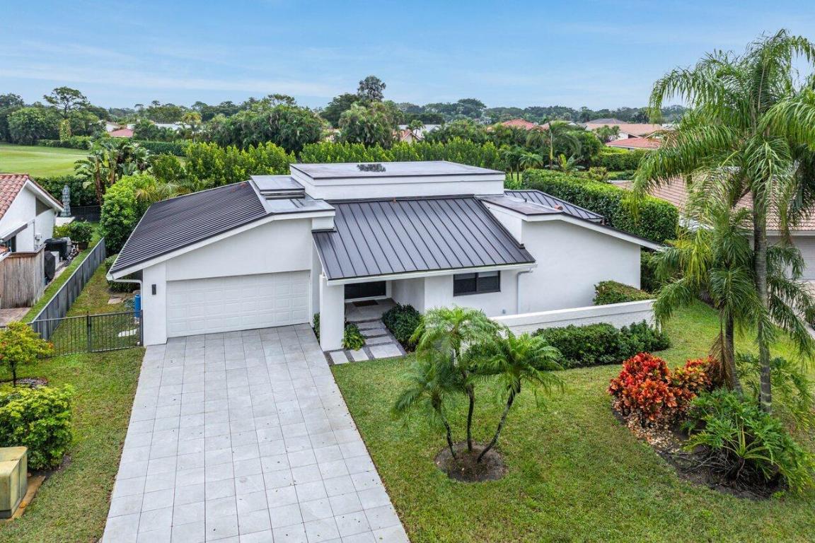 803 Foxpointe Circle