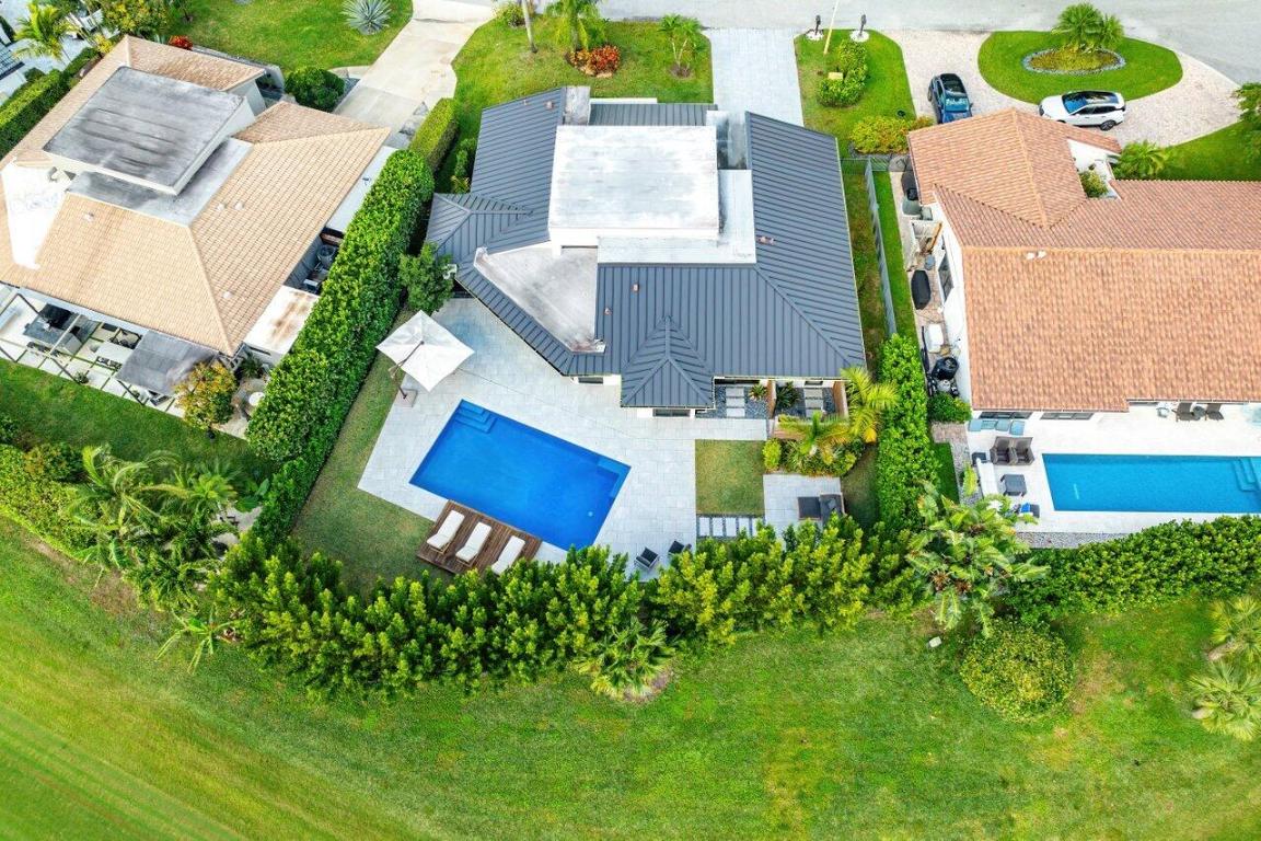 803 Foxpointe Circle