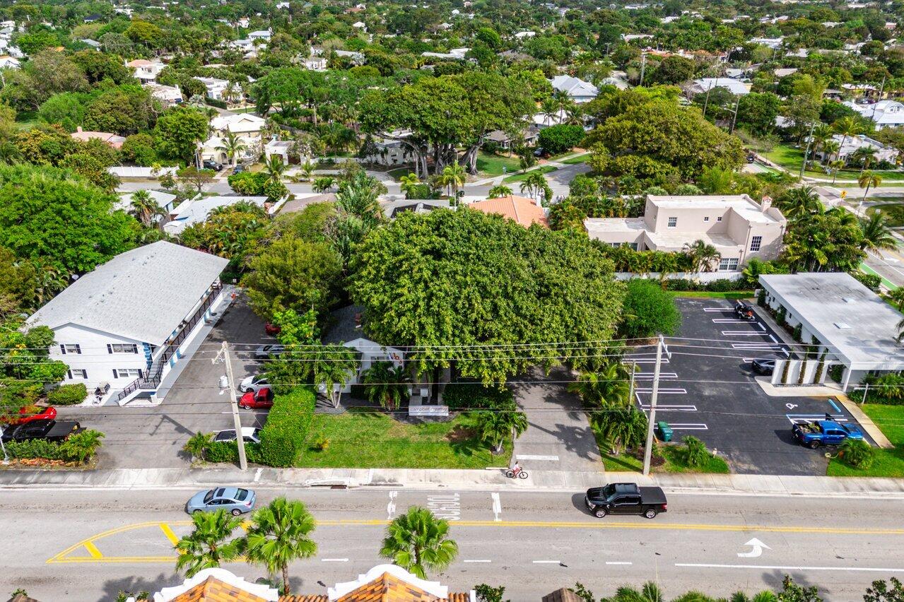 103 NE 4th Street