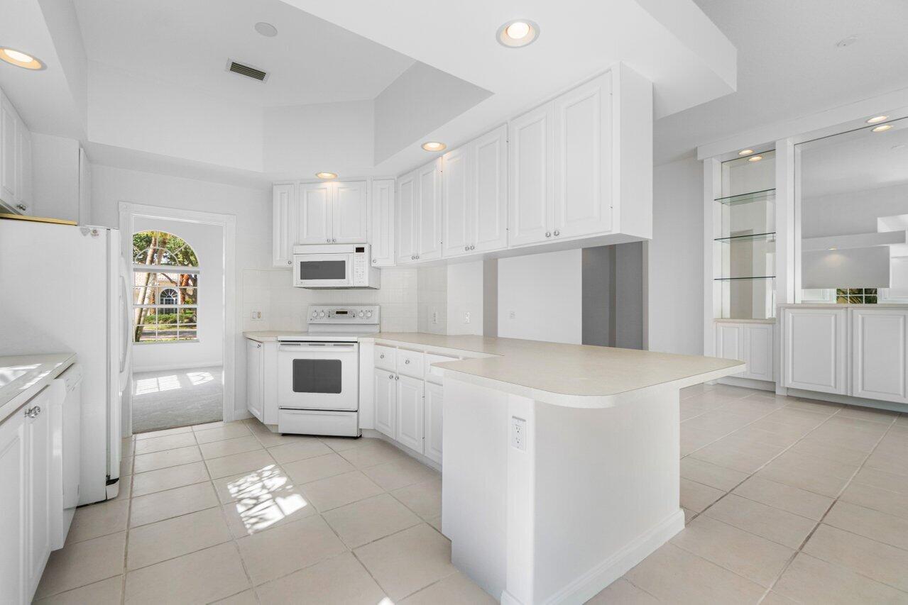 8351 Dominica Place