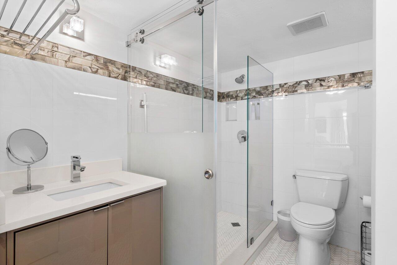 1700 S Ocean Boulevard 1
