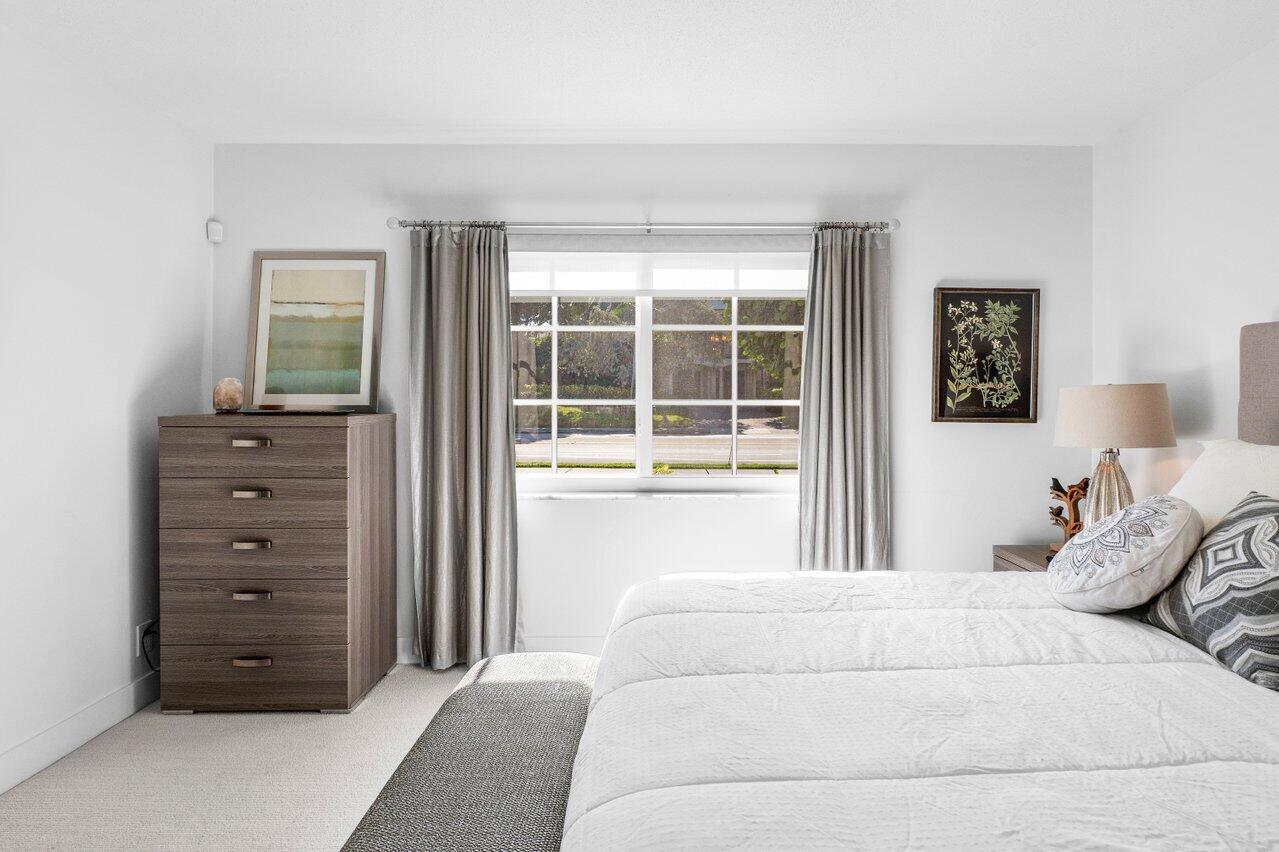 1700 S Ocean Boulevard 1