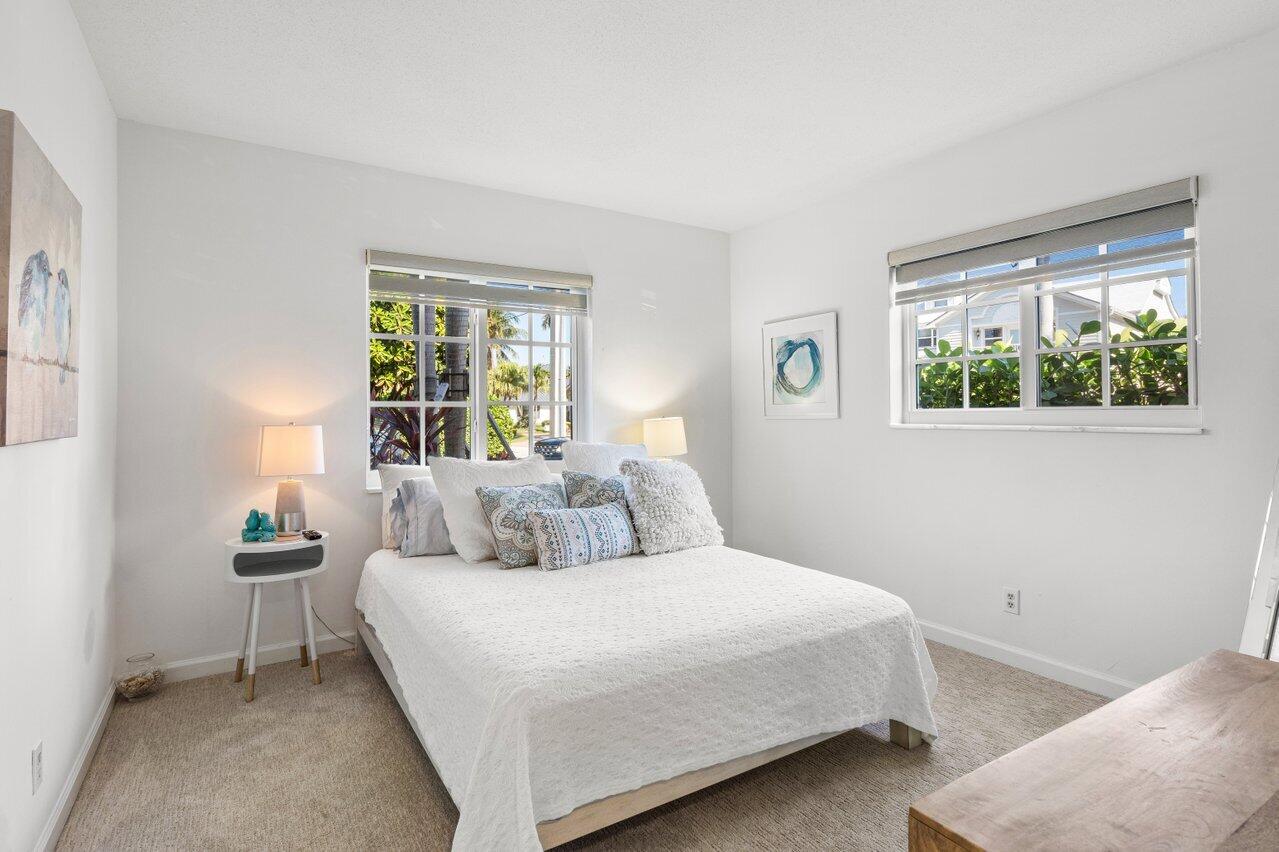 1700 S Ocean Boulevard 1