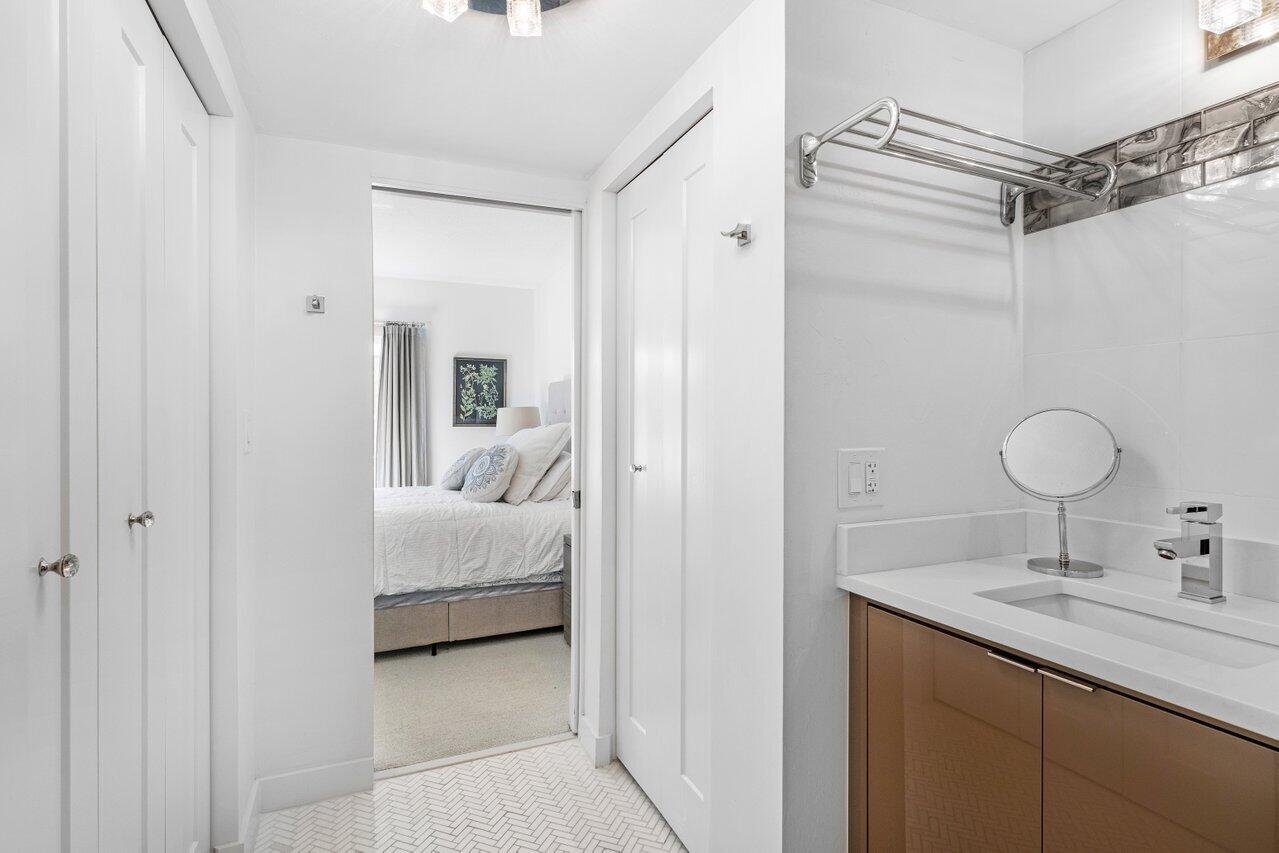 1700 S Ocean Boulevard 1