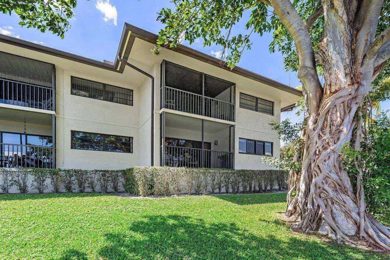 501 W Greensward Lane 101-C