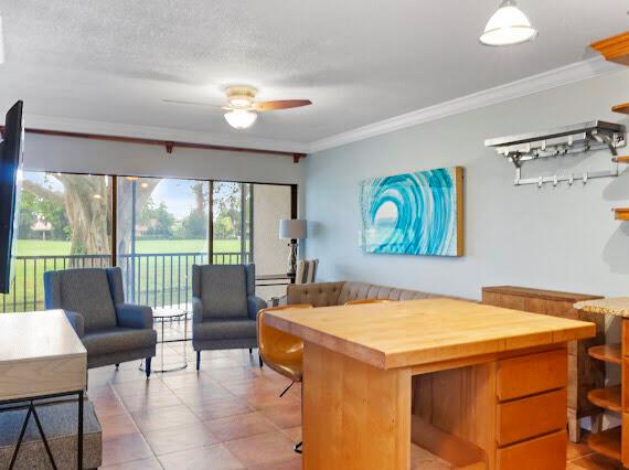 501 W Greensward Lane 101-C